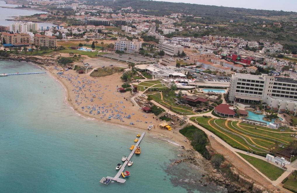 Apartamento Kapary Paralimni Exterior foto